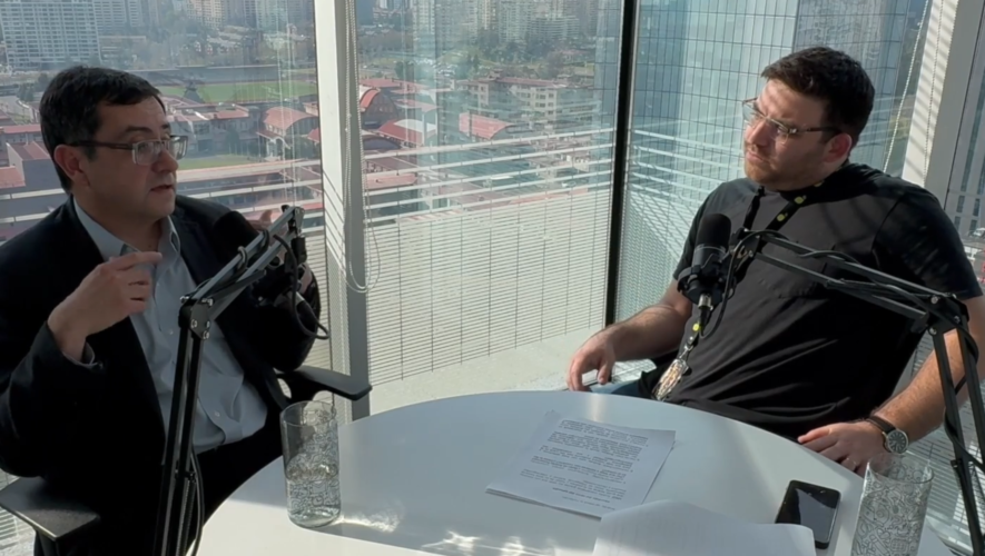 Andrés Pumarino en «Legal Revolution», hablando sobre ciberseguridad y derecho